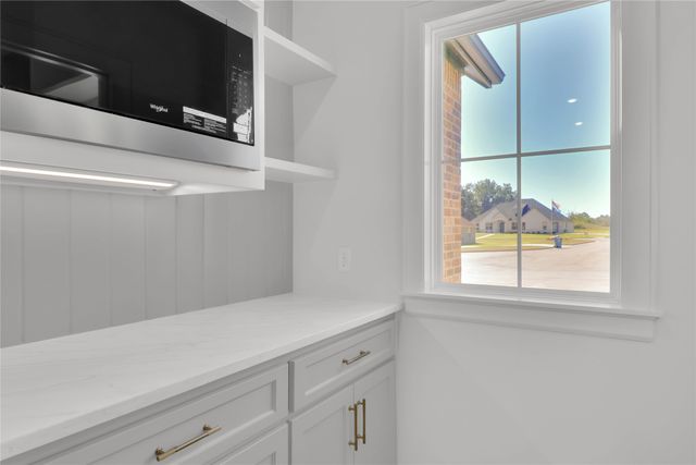 17560 Sugar Bluff Lane, Flint, TX 75762