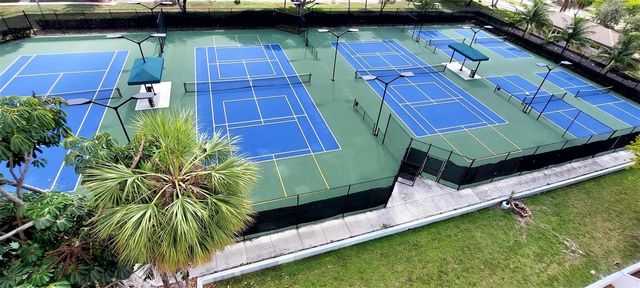 4001 Hillcrest Drive 407, Hollywood, FL 33021