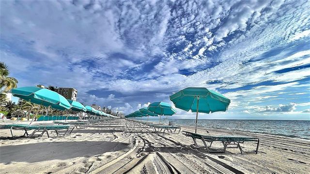 4001 Hillcrest Drive 407, Hollywood, FL 33021