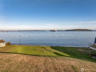 8095 E Daniels Loop, Port Orchard, WA 98366