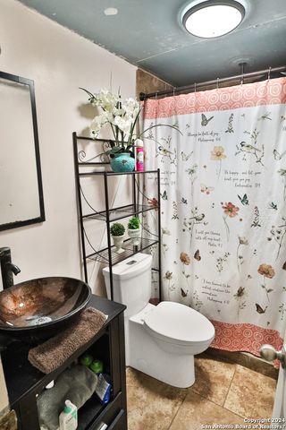 1892 FM 476, Poteet, TX 78065