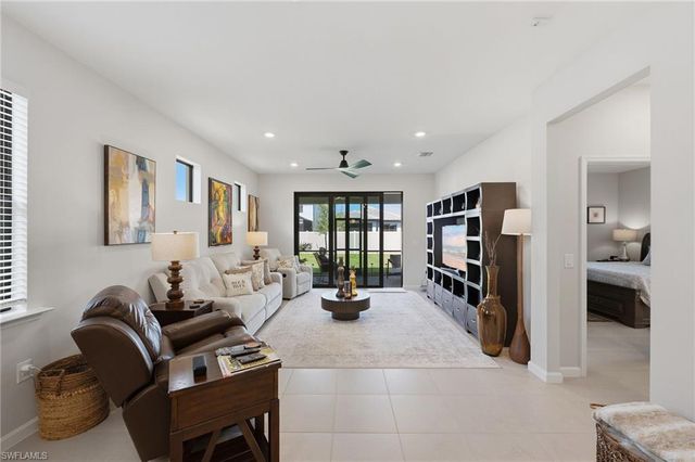 24882 Marina Del Ray DR, Bonita Springs, FL 34135
