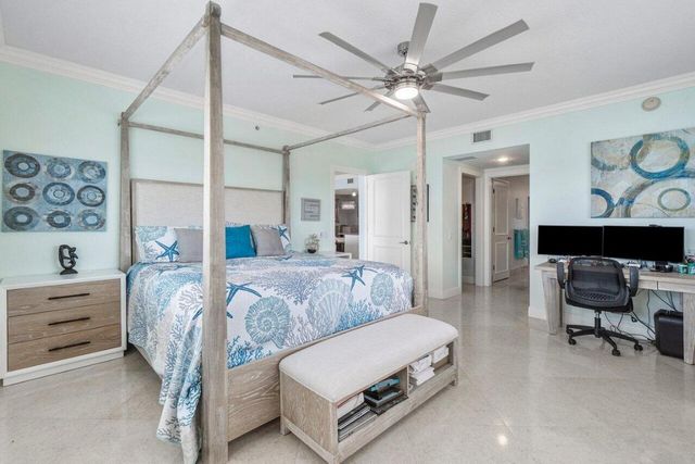 2650 Lake Shore Drive 701, Riviera Beach, FL 33404