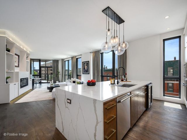 2800 N LINCOLN Avenue 4S, Chicago, IL 60657