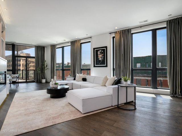 2800 N LINCOLN Avenue 4S, Chicago, IL 60657