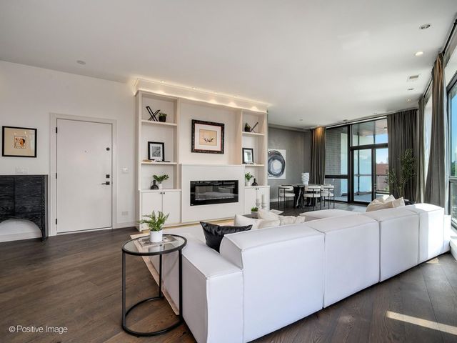 2800 N LINCOLN Avenue 4S, Chicago, IL 60657