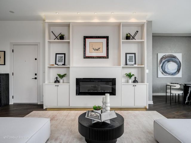 2800 N LINCOLN Avenue 4S, Chicago, IL 60657