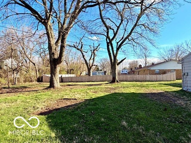 3649 Luewan Drive, Indianapolis, IN 46235