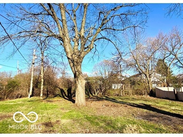 3649 Luewan Drive, Indianapolis, IN 46235