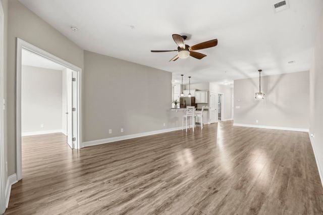 189 Ella Kinley Cir Unit 203, Myrtle Beach, SC 29588