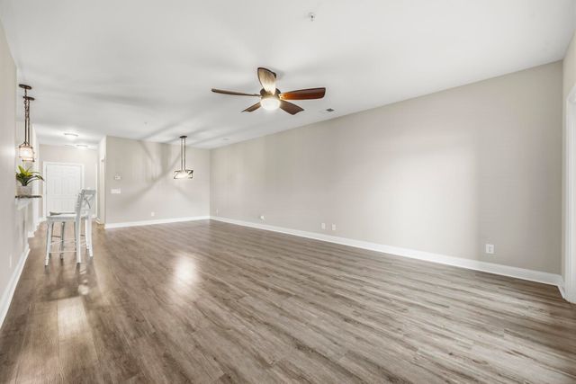 189 Ella Kinley Cir Unit 203, Myrtle Beach, SC 29588