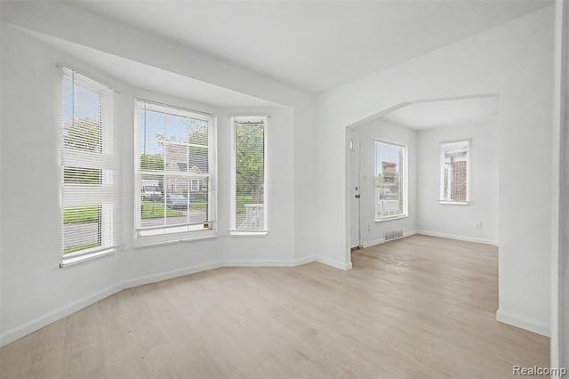 8849 Whitcomb Street, Detroit, MI 48228