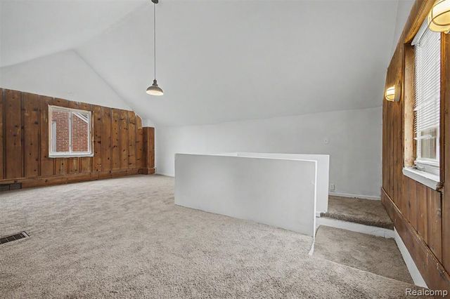 8849 Whitcomb Street, Detroit, MI 48228