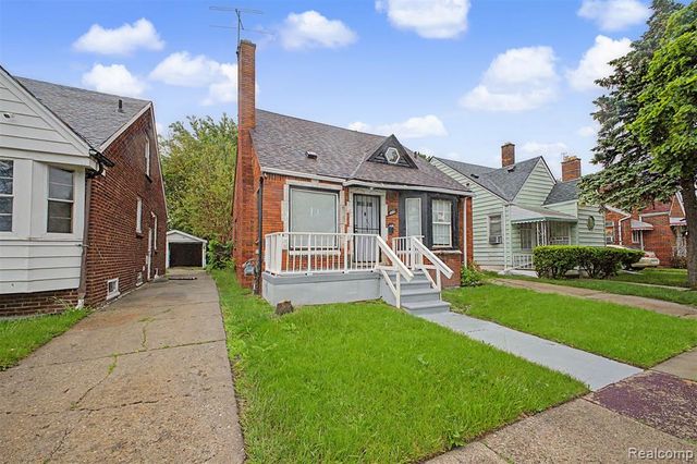8849 Whitcomb Street, Detroit, MI 48228