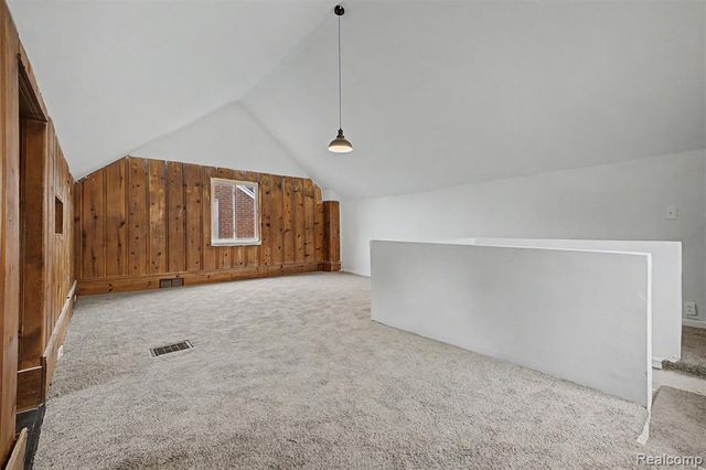 8849 Whitcomb Street, Detroit, MI 48228