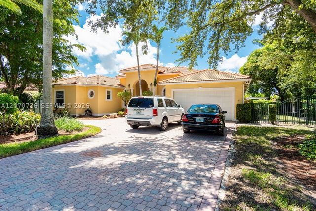 2610 SW 112th Ct, Miami, FL 33165