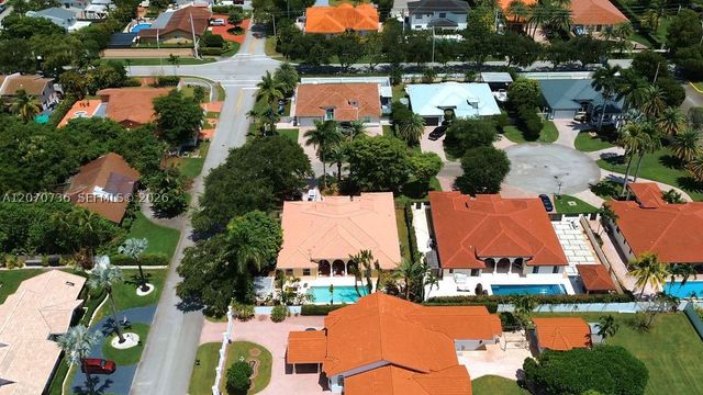 2610 SW 112th Ct, Miami, FL 33165