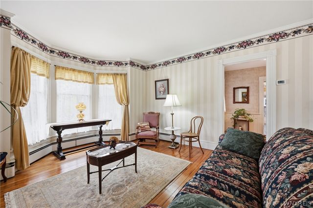 67 Canada Street, Holland, NY 14080