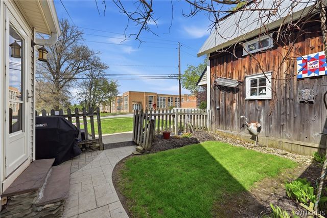 67 Canada Street, Holland, NY 14080