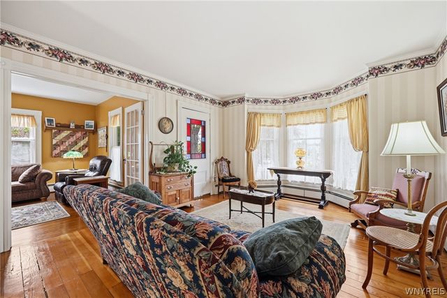 67 Canada Street, Holland, NY 14080