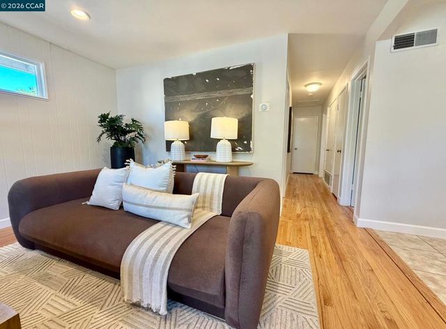 926 Sassel Avenue, Concord, CA 94518