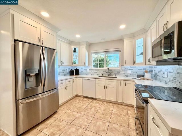 926 Sassel Avenue, Concord, CA 94518
