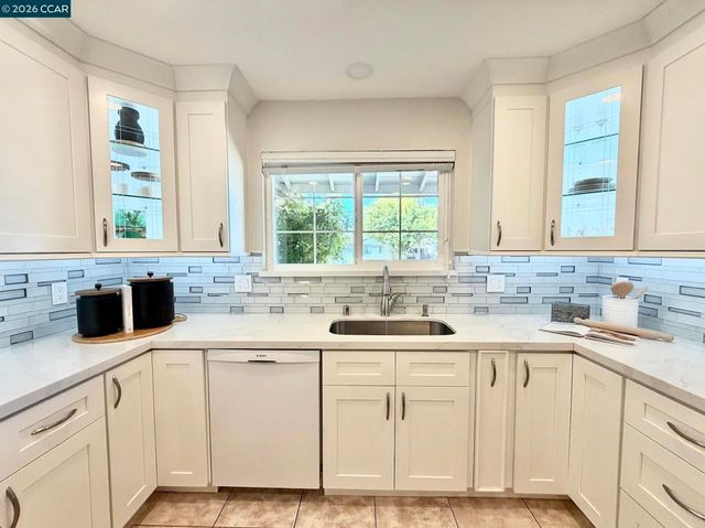 926 Sassel Avenue, Concord, CA 94518
