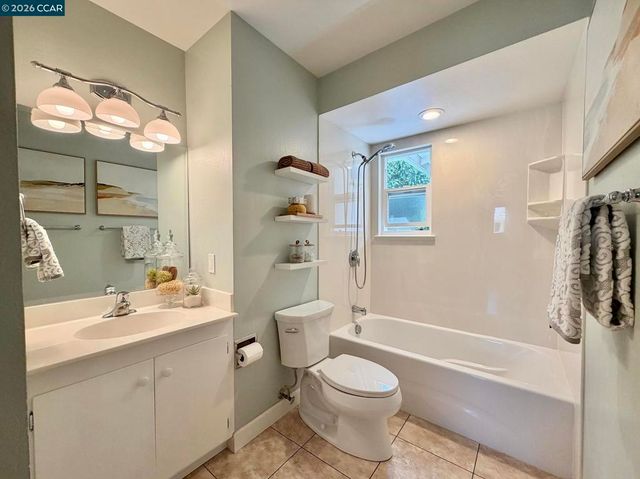 926 Sassel Avenue, Concord, CA 94518