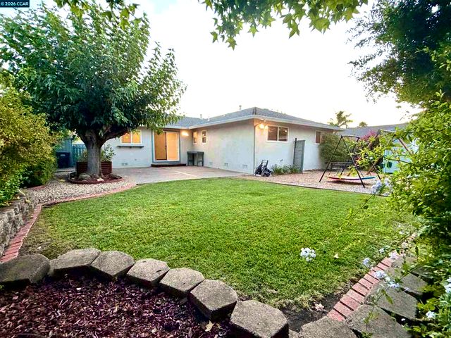 926 Sassel Avenue, Concord, CA 94518