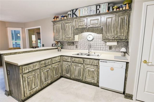 4207 Old Wood Drive, Conyers, GA 30094