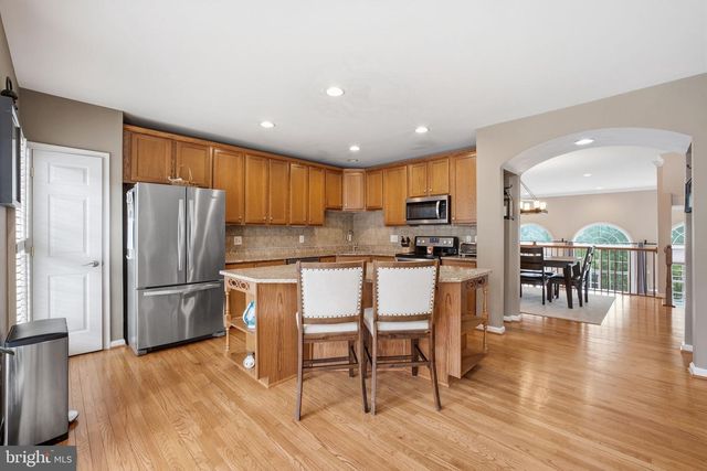 3342 WILTON CREST CT, Alexandria, VA 22310
