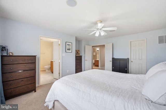 3342 WILTON CREST CT, Alexandria, VA 22310