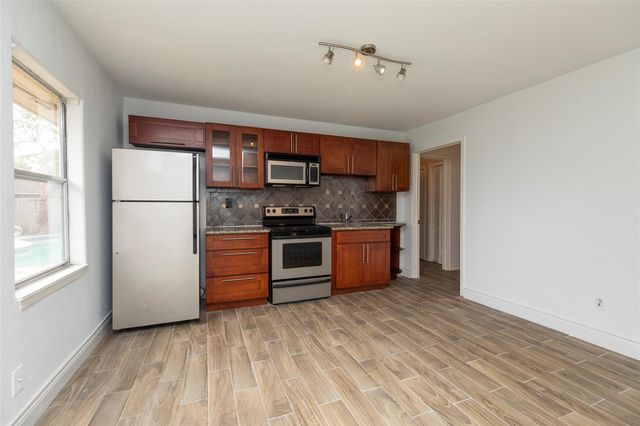 2706 Stetson Lane, Houston, TX 77043