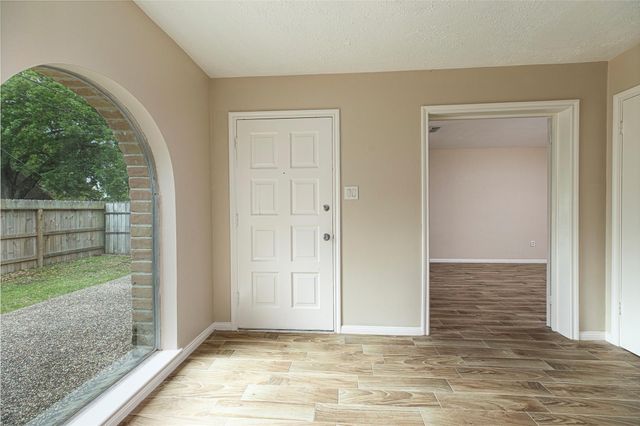 2706 Stetson Lane, Houston, TX 77043