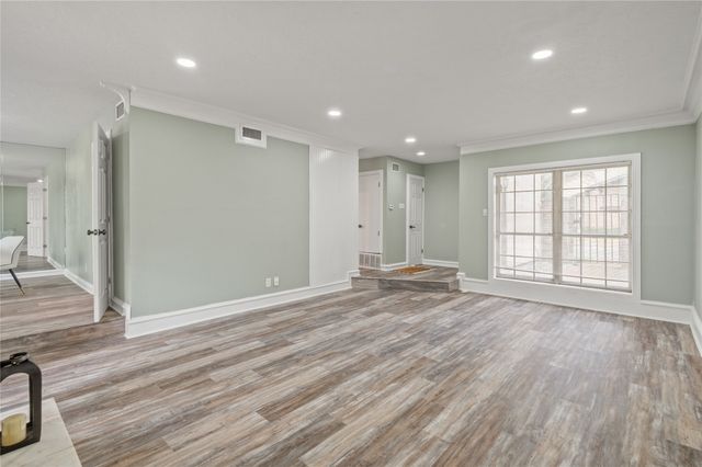 12748 Burninglog Lane, Dallas, TX 75243