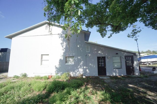 53 BLUFF LAKE ROAD, Mascotte, FL 34753
