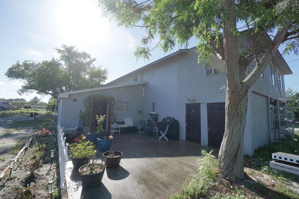 53 BLUFF LAKE ROAD, Mascotte, FL 34753