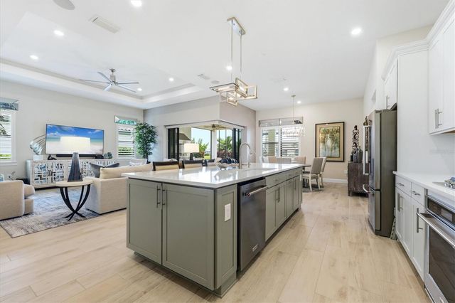 7428 SUMMERLAND COVE, Lakewood Ranch, FL 34202