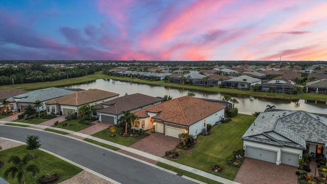 7428 SUMMERLAND COVE, Lakewood Ranch, FL 34202