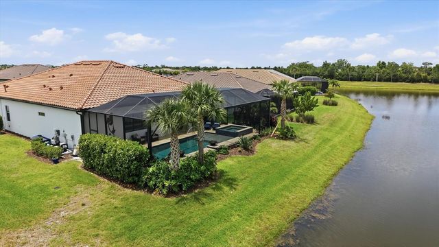 7428 SUMMERLAND COVE, Lakewood Ranch, FL 34202