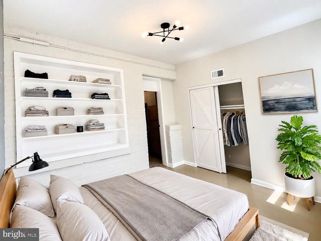 4025 KANSAS AVE NW, Washington, DC 20011