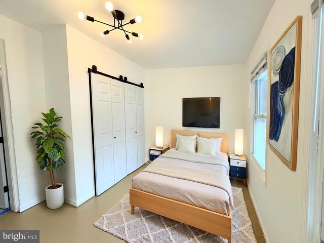 4025 KANSAS AVE NW, Washington, DC 20011