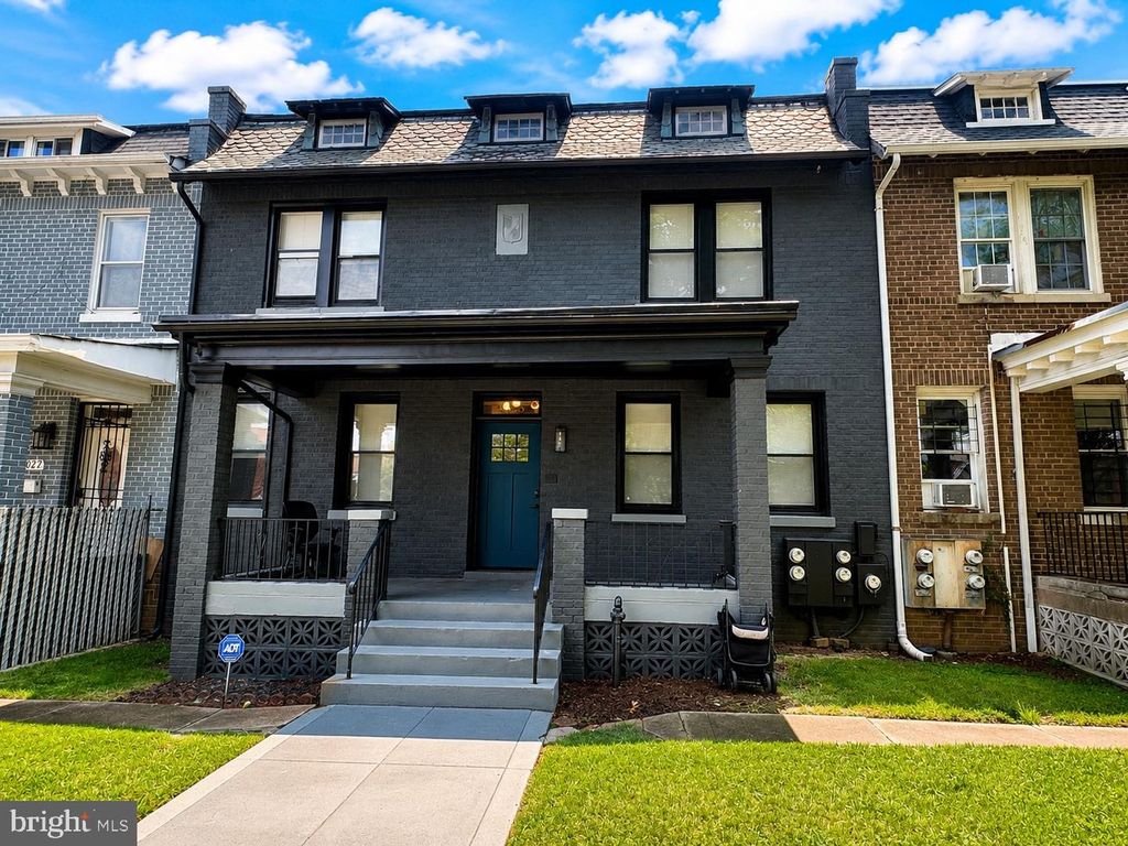 4025 KANSAS AVE NW, Washington, DC 20011