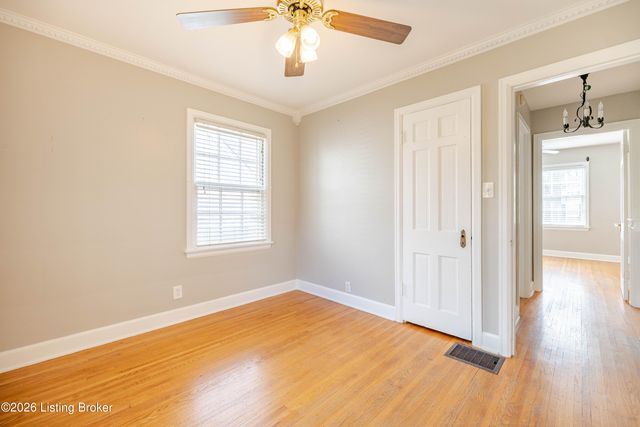 122 Bonner Ave, Louisville, KY 40207