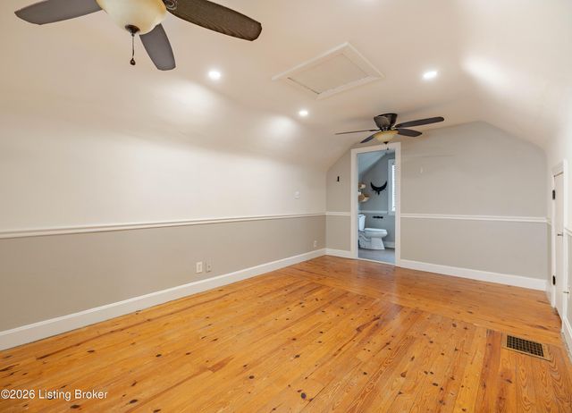 122 Bonner Ave, Louisville, KY 40207