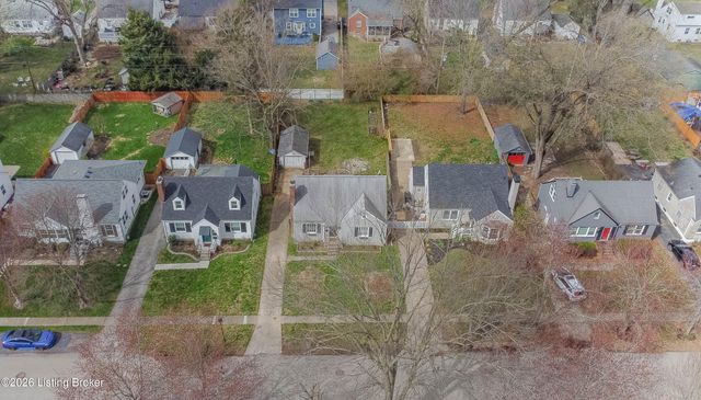 122 Bonner Ave, Louisville, KY 40207