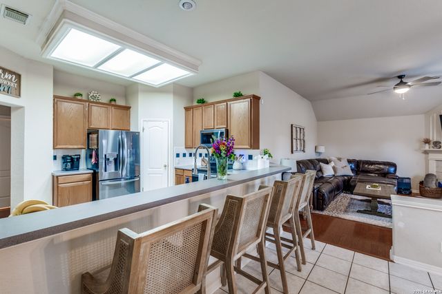 1325 Black Oak Dr, Schertz, TX 78154