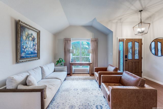 1325 Black Oak Dr, Schertz, TX 78154