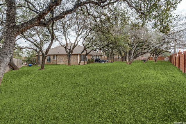 1325 Black Oak Dr, Schertz, TX 78154
