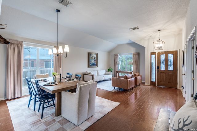 1325 Black Oak Dr, Schertz, TX 78154